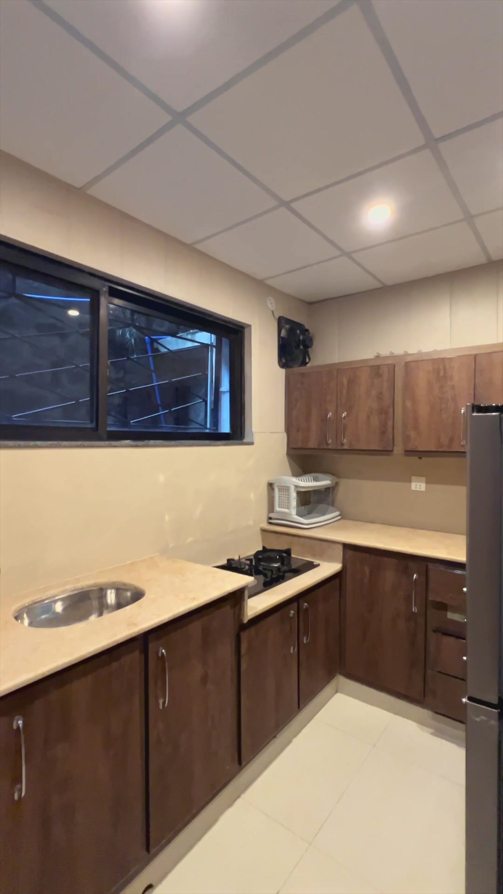 Courtyard Residence kitchen