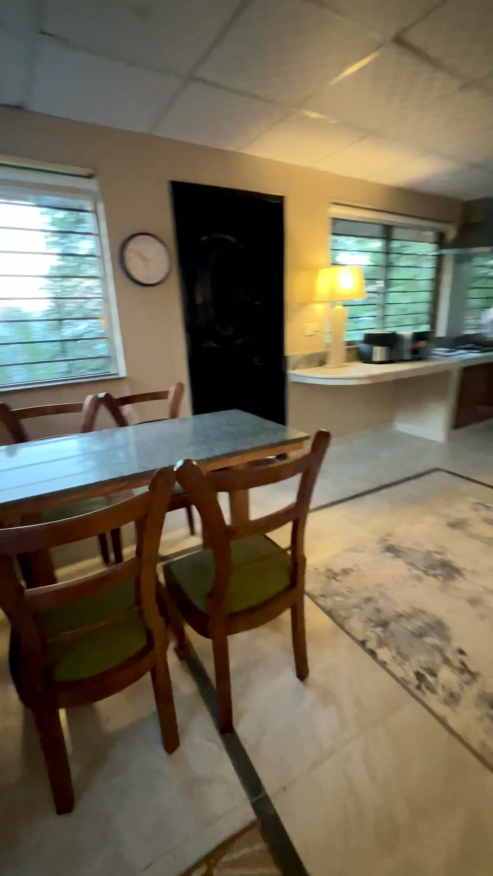 Jungle Studio dining area